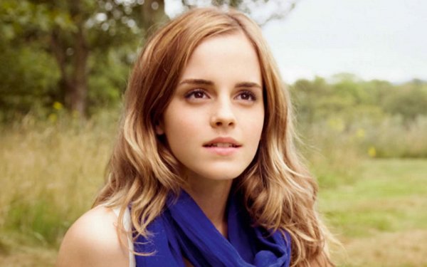 Celebrity - emma watson Wallpapers and Backgrounds
