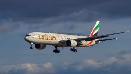  A6-EGX Emirates Boeing 777-31H(ER)