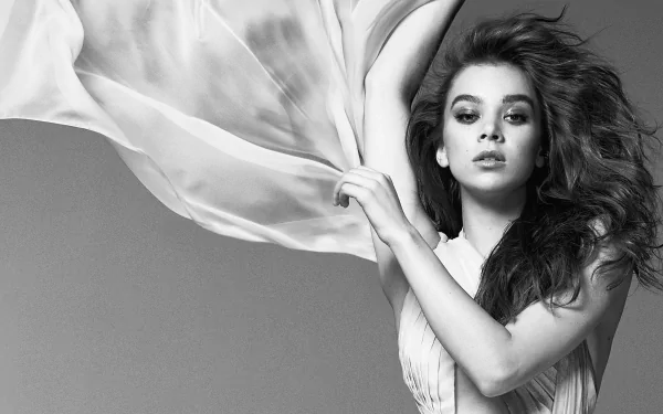 singer actress American monochrome Celebrity Hailee Steinfeld HD Desktop Wallpaper | Background Image
