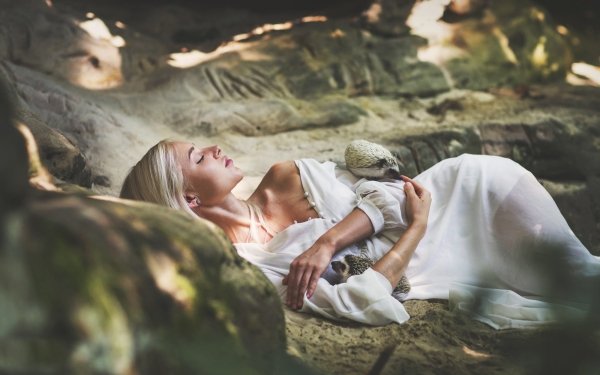 Women Mood Model Hedgehog Blonde Lying Down White Dress HD Wallpaper | Background Image