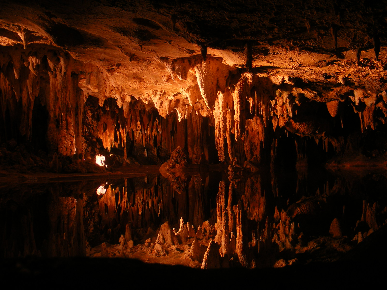 Cave Wallpaper And Background Image 1600x1200 Id 101848 Wallpaper Abyss