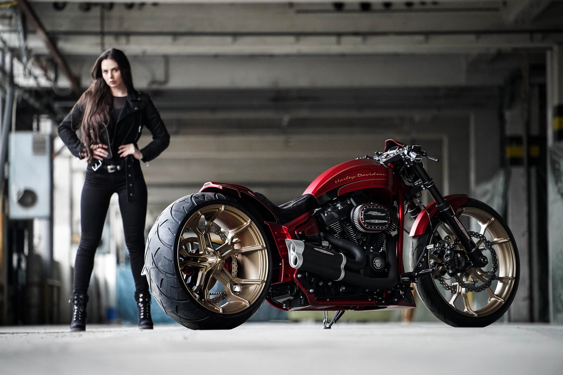 Laguna Seca customized Thunderbike Harley-Davidson Breakout by Ben Ott