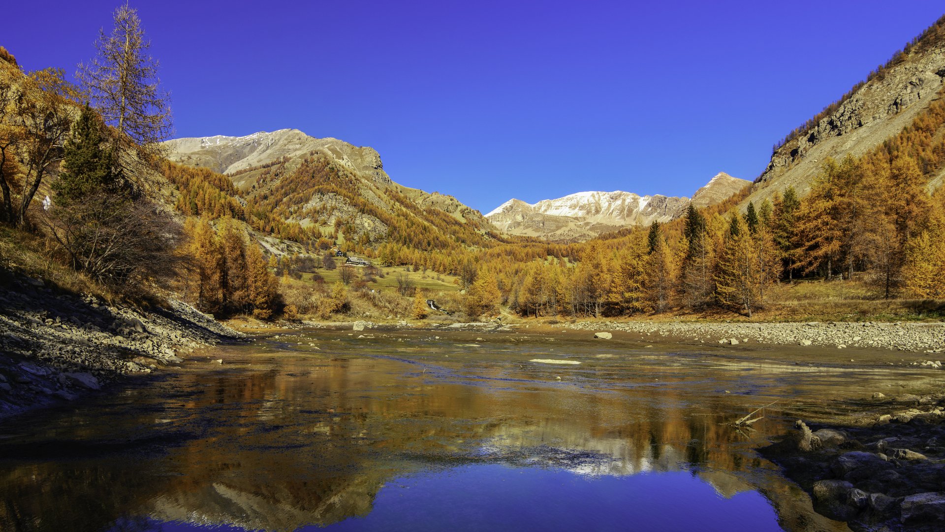 Autumn Mountain Lake — 5K Ultra HD Nature Wallpaper | 5120x2880 ...