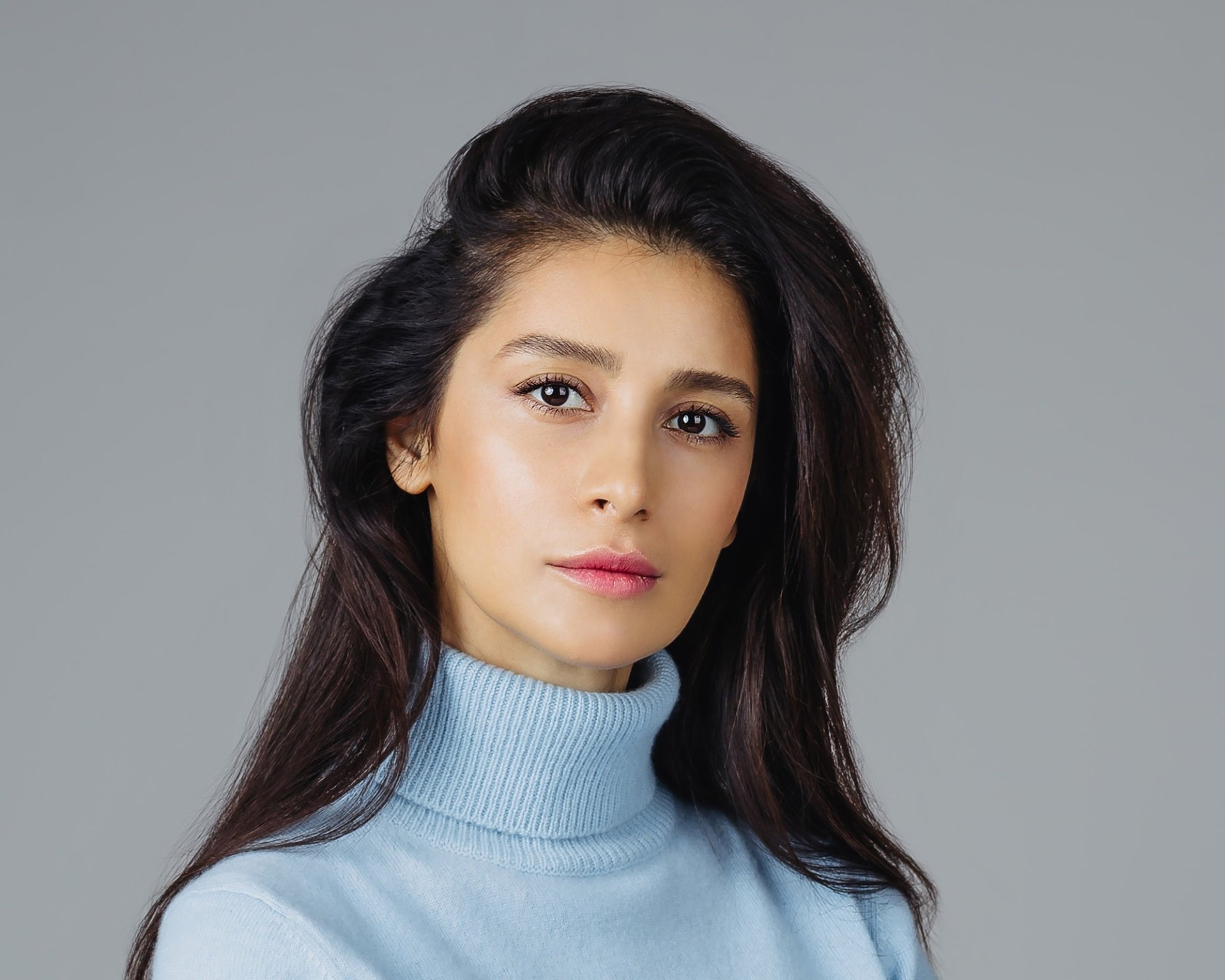 Download Black Hair Brown Eyes Face Russian Actress Woman Ravshana Kurkova HD Wallpaper