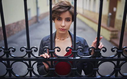 brunette brown eyes short hair depth of field woman model HD Desktop Wallpaper | Background Image