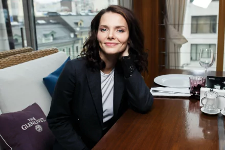 smile blue eyes brunette Russian actress woman Elizaveta Boyarskaya HD Desktop Wallpaper | Background Image