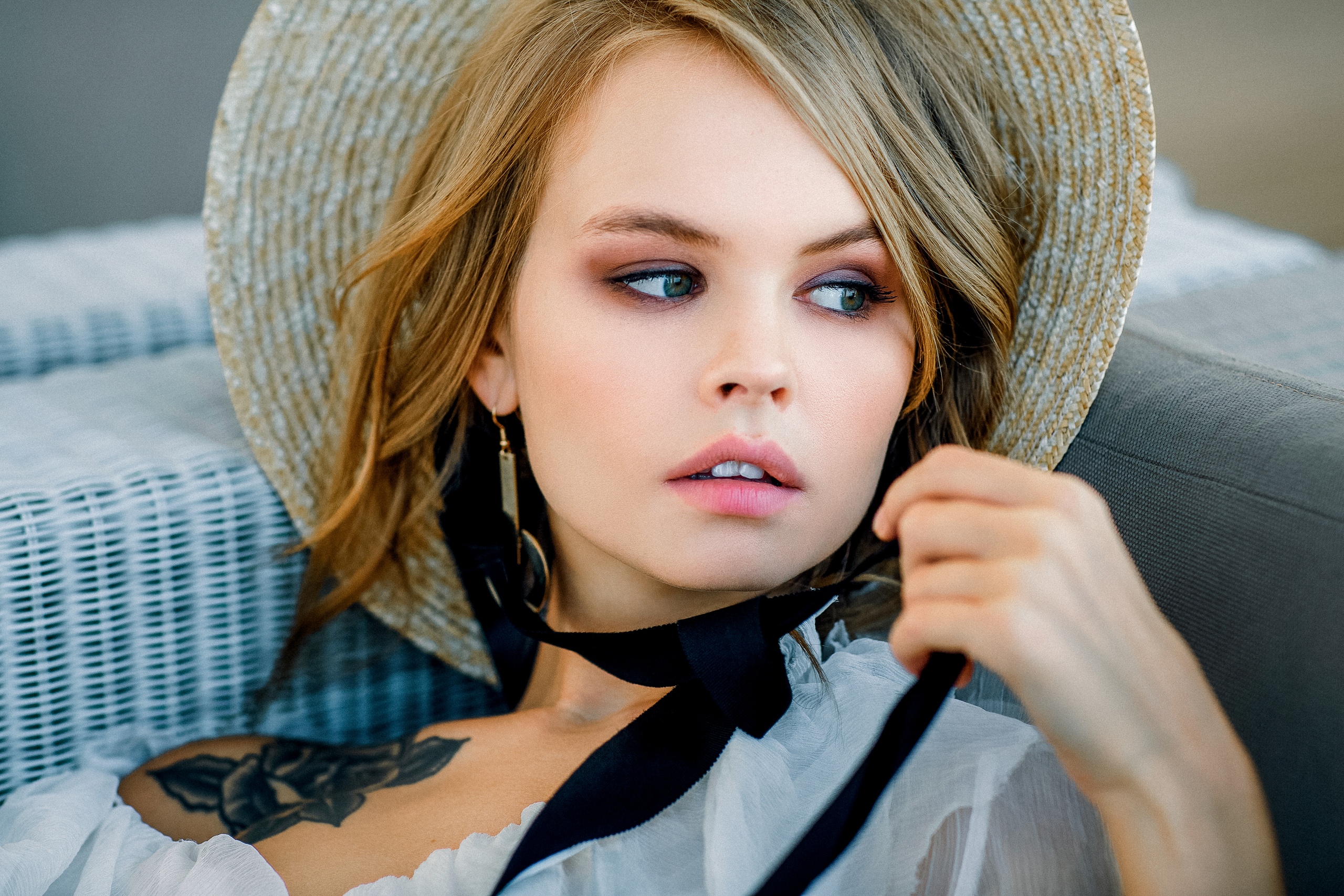 Download Tattoo Blue Eyes Blonde Hat Russian Model Woman Anastasiya Scheglova Hd Wallpaper