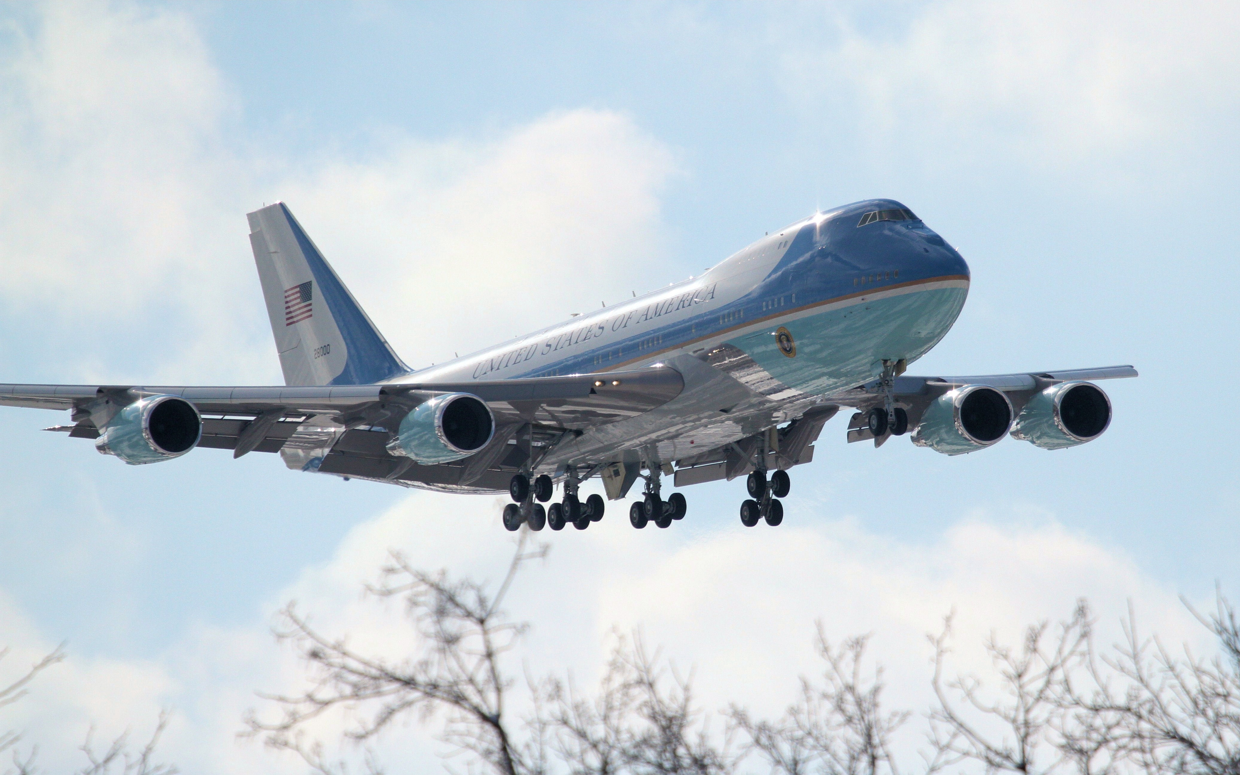 Presidential jet, Airforce One, 4K HD wallpaper by T Small.