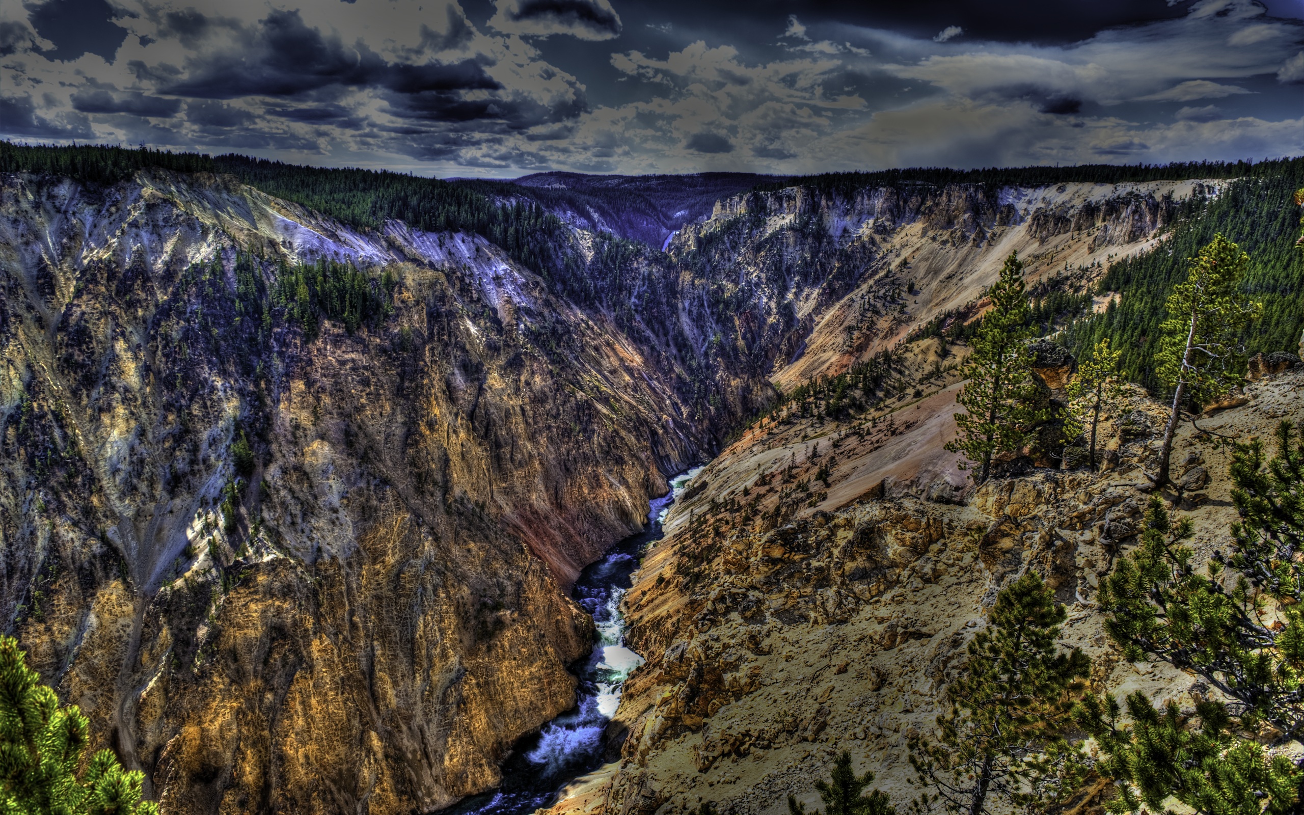 Grand Canyon of the Yellowstone in Yellowstone National Park, showcasing a beautiful HDR river in the canyon.