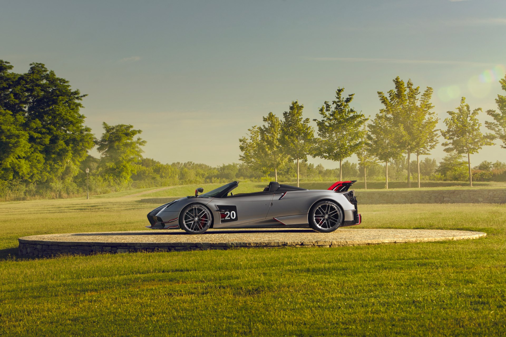 Download Supercar Silver Car Car Pagani Vehicle Pagani Huayra 8k Ultra HD Wallpaper