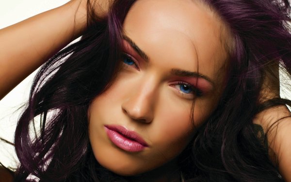 Celebrity Megan Fox HD Wallpaper | Background Image