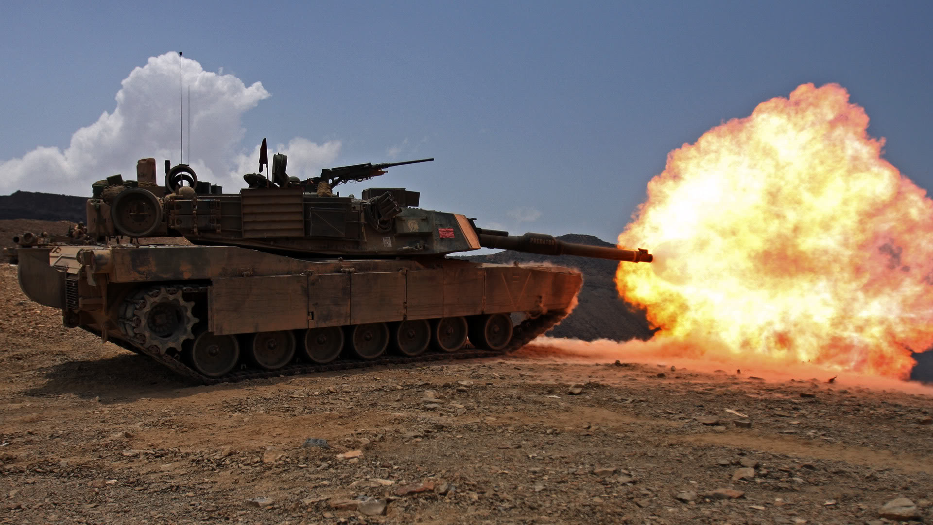 M1A1-Abrams Military Tank.