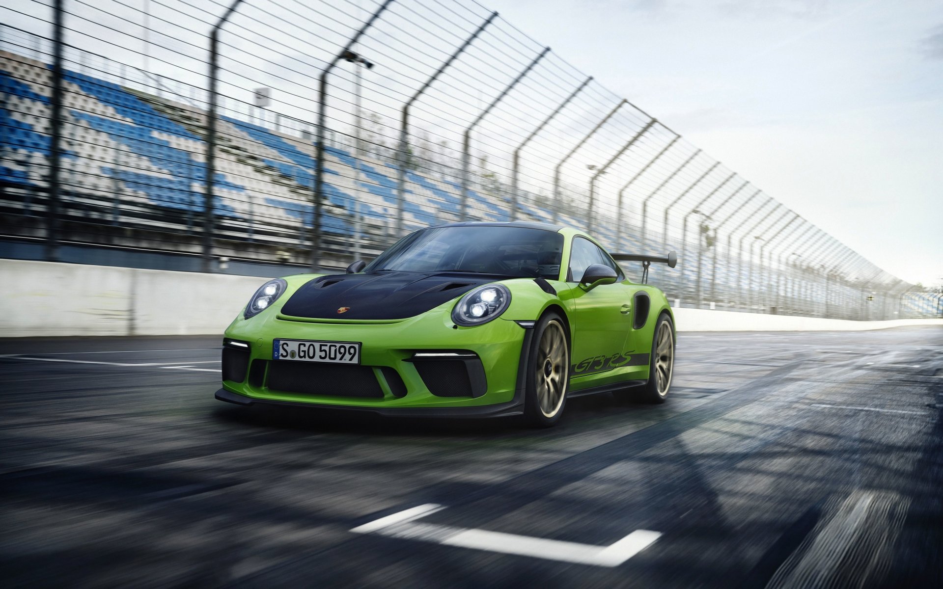 Download Green Car Car Porsche 911 Porsche Vehicle Porsche 911 GT3 4k Ultra HD Wallpaper