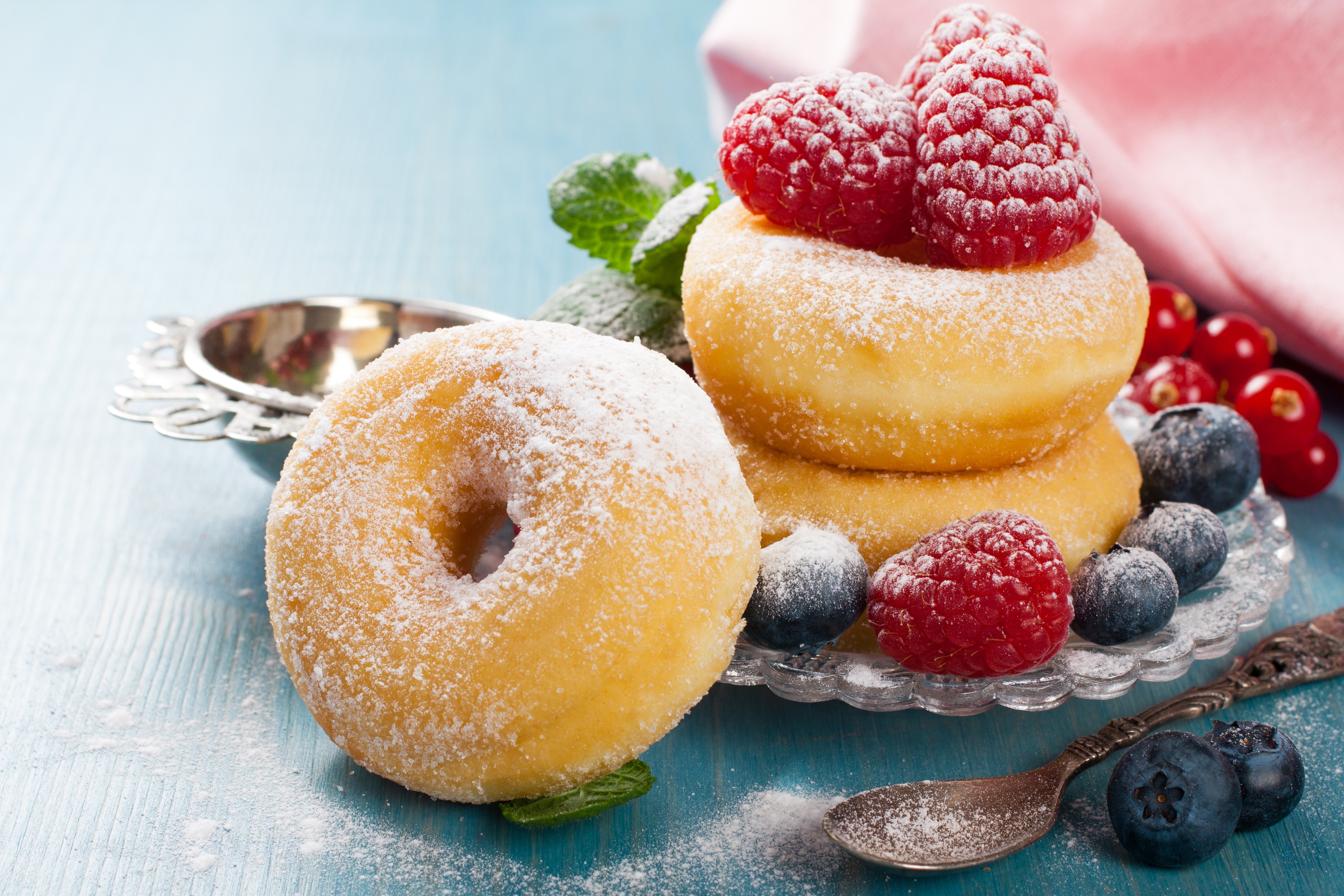 Download Doughnut 4k Ultra HD Wallpaper | Background Image ...