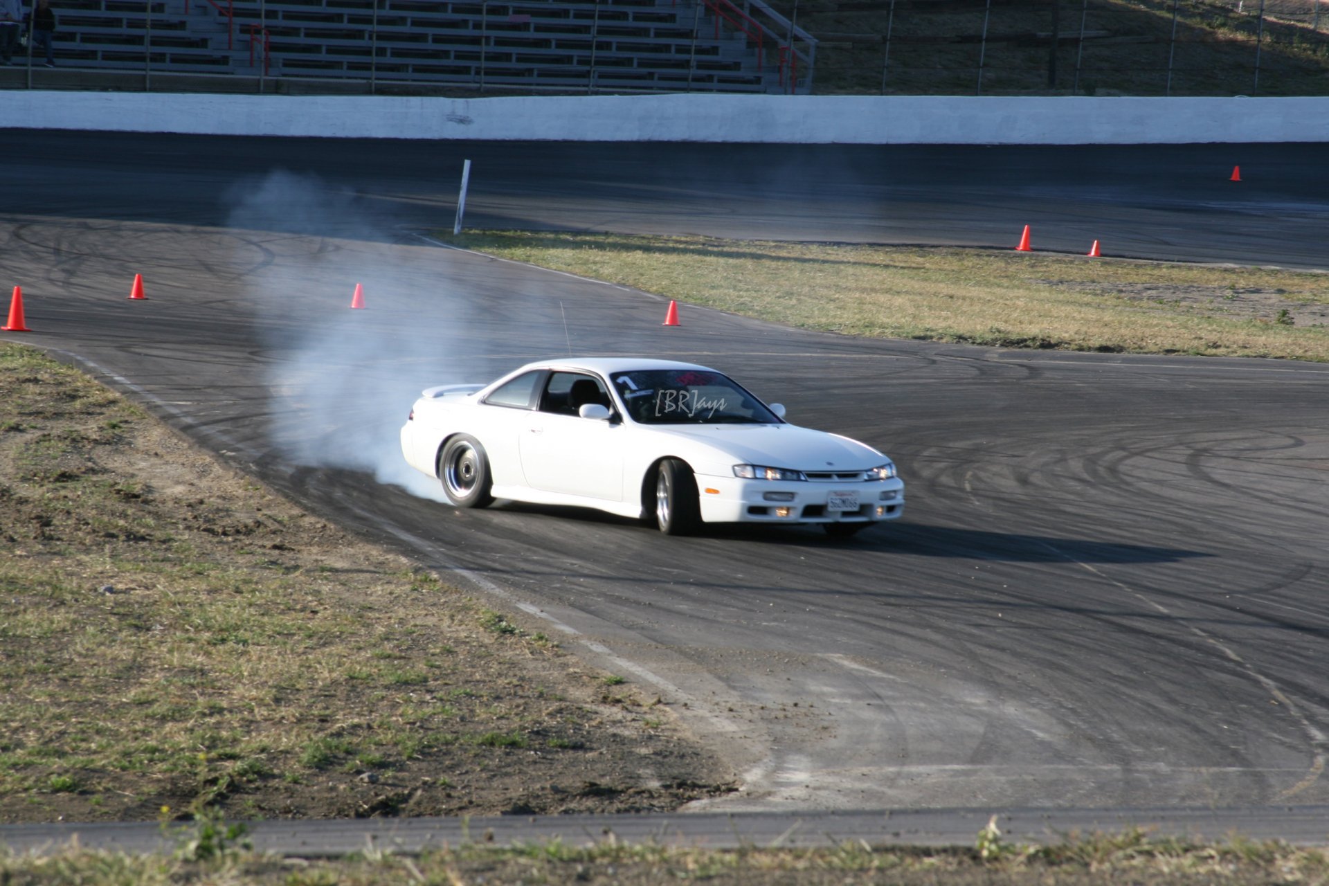 Download Vehicle Racing HD Wallpaper