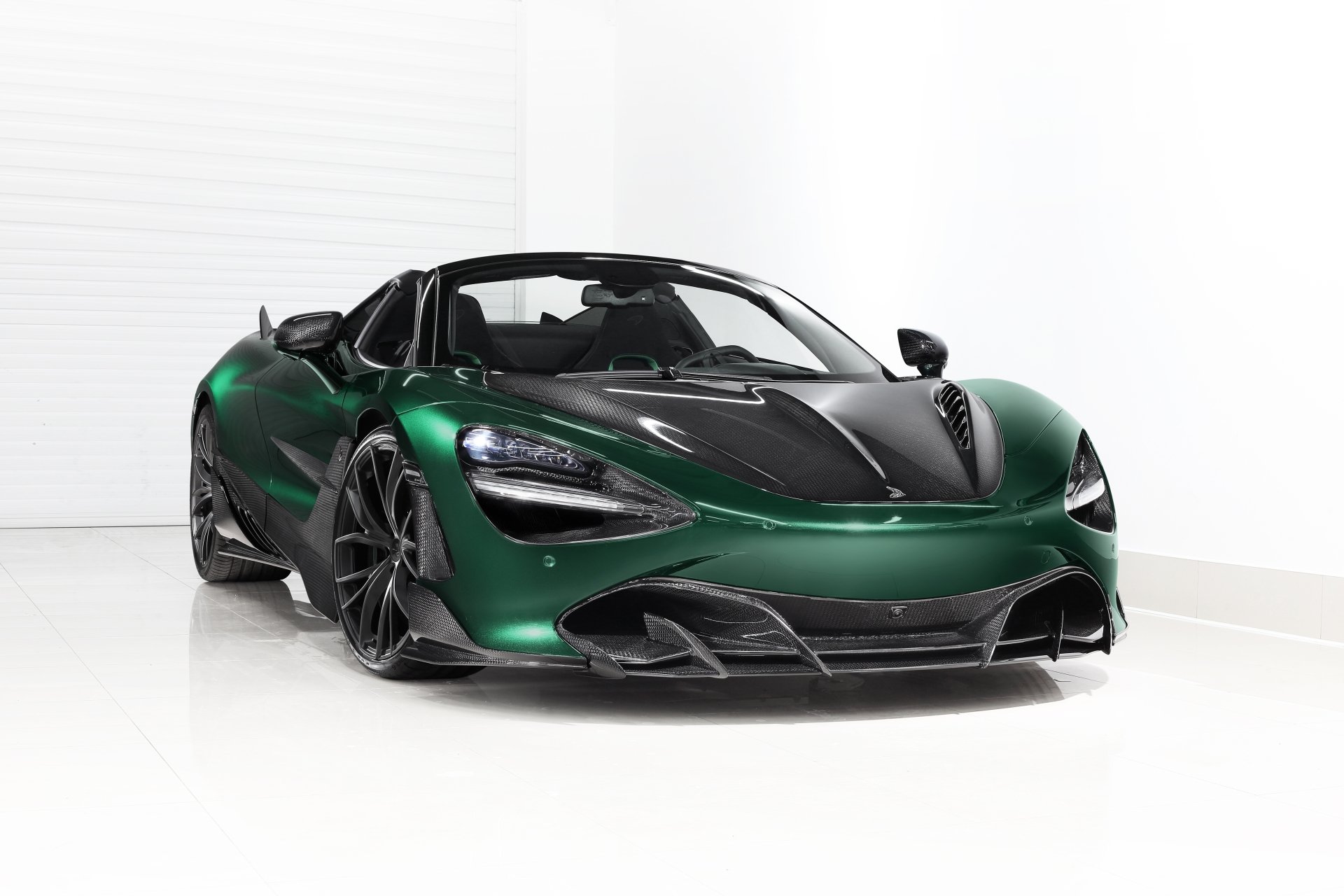 Download Green Car Car Supercar McLaren Vehicle McLaren 720S 4k Ultra ...