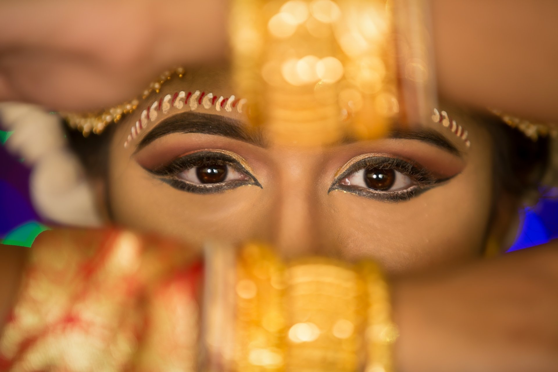 Download Brown Eyes Stare Woman Eye HD Wallpaper