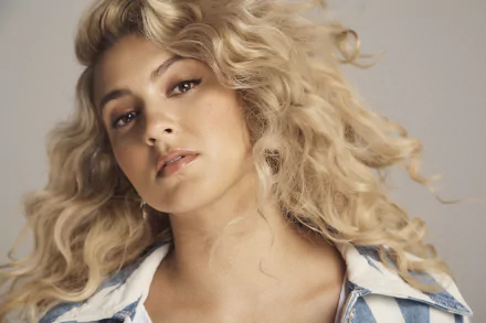 brown eyes face blonde American singer music Tori Kelly HD Desktop Wallpaper | Background Image