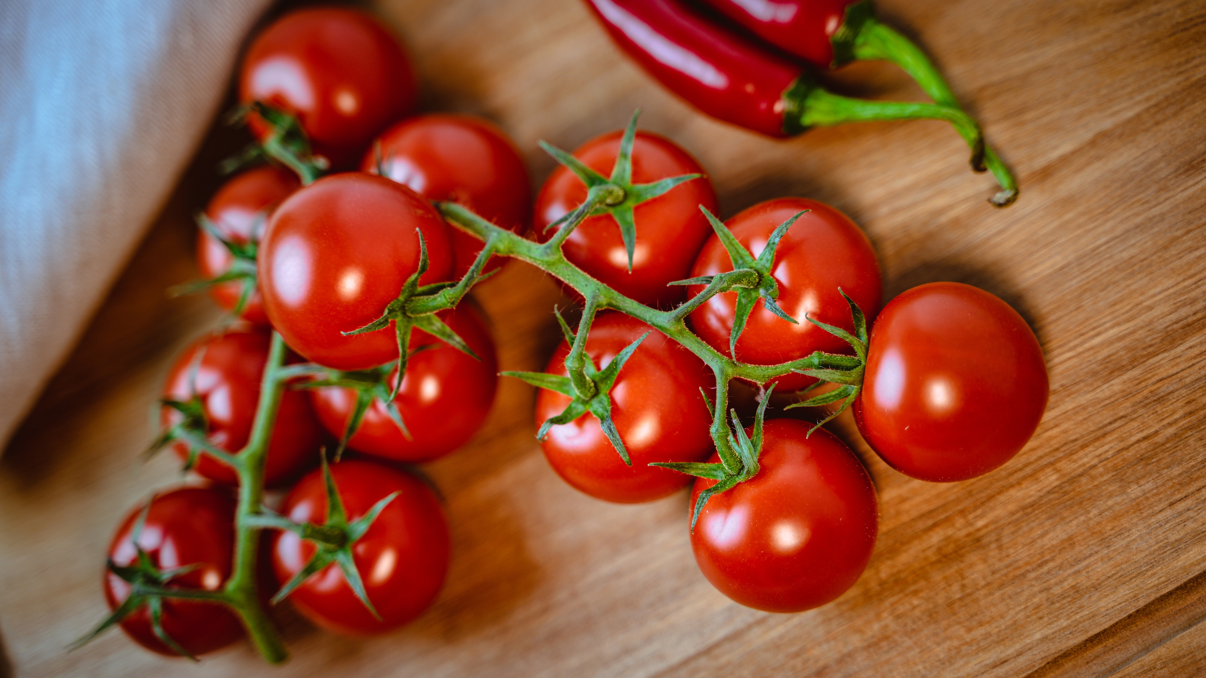 Food Tomato HD Wallpaper | Background Image
