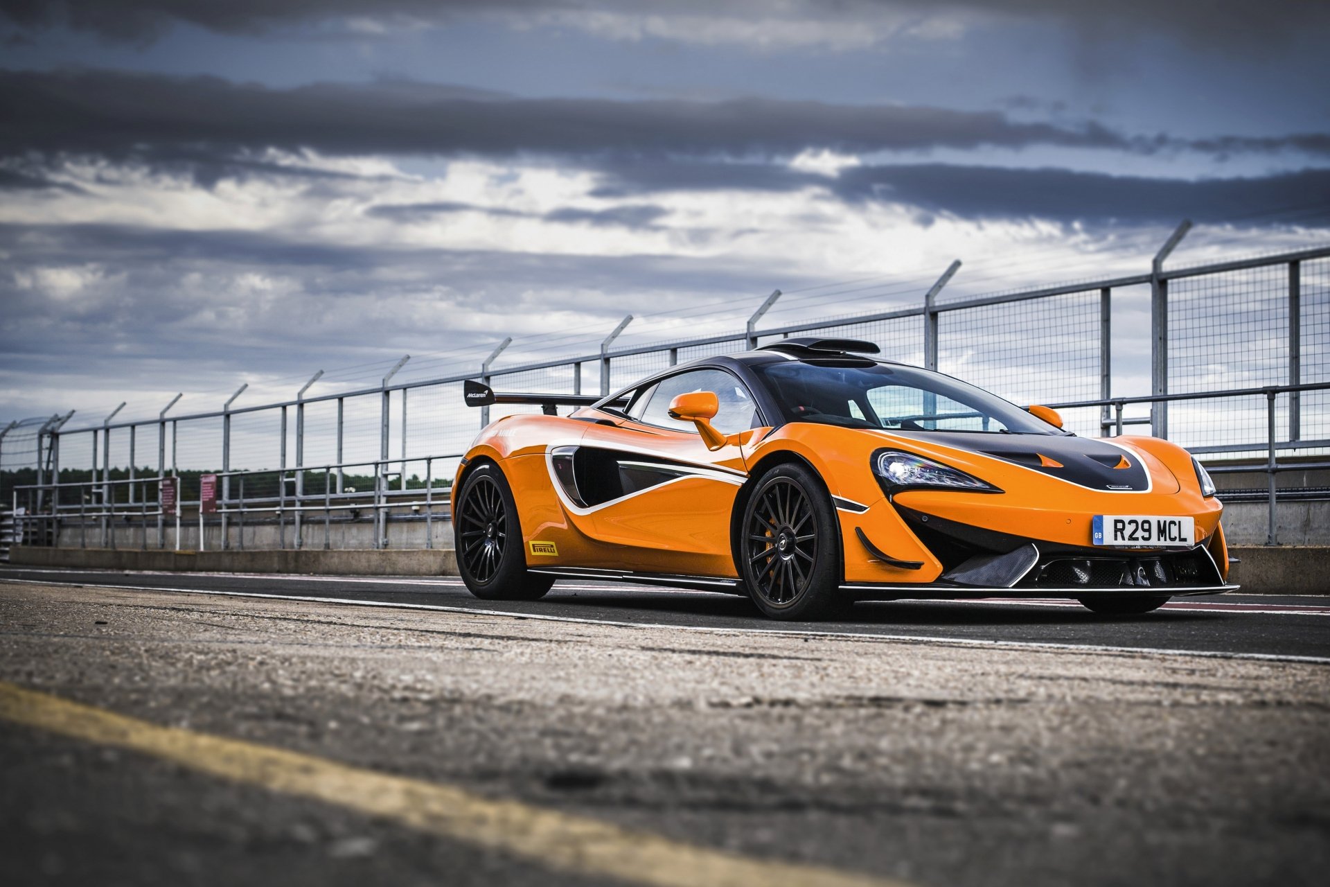 Download Supercar Orange Car Car McLaren Vehicle McLaren 620R 4k Ultra HD Wallpaper
