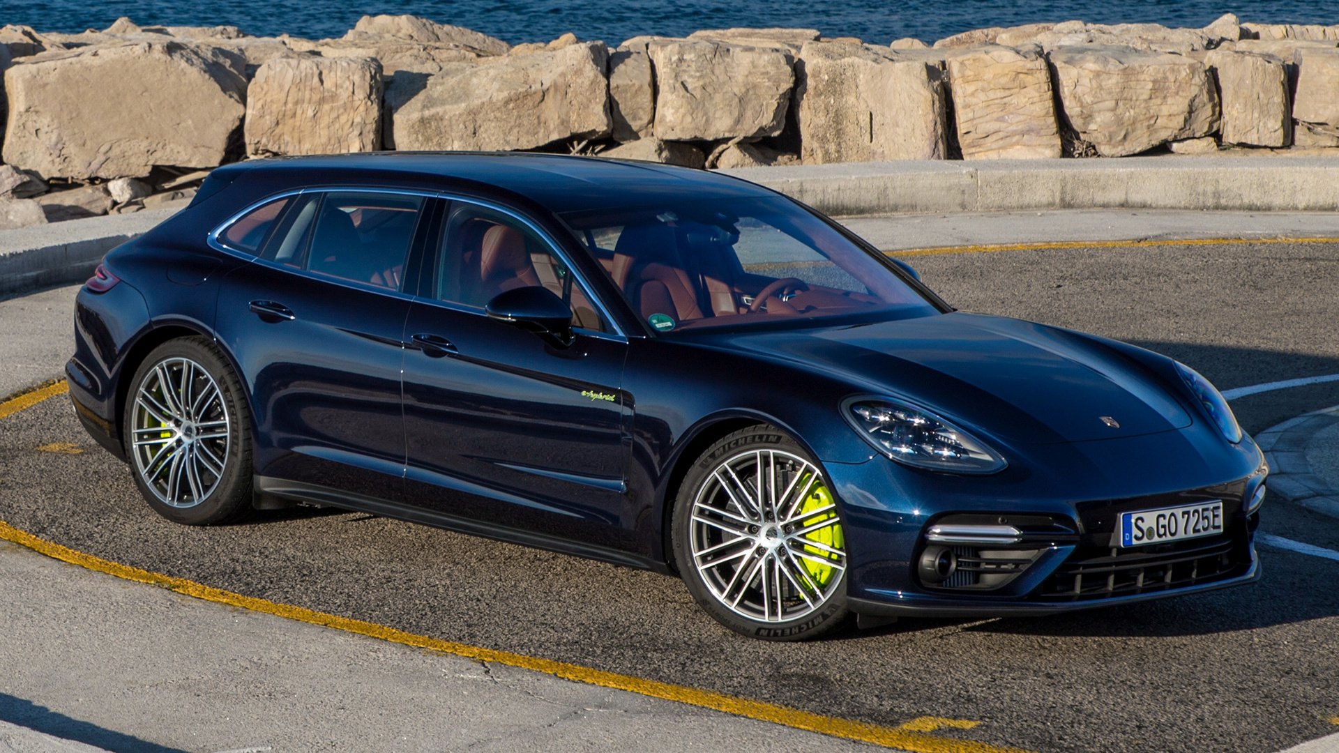 3 Porsche Panamera Turbo S E Hybrid Sport Turismo Hd Wallpapers Background Images Wallpaper Abyss
