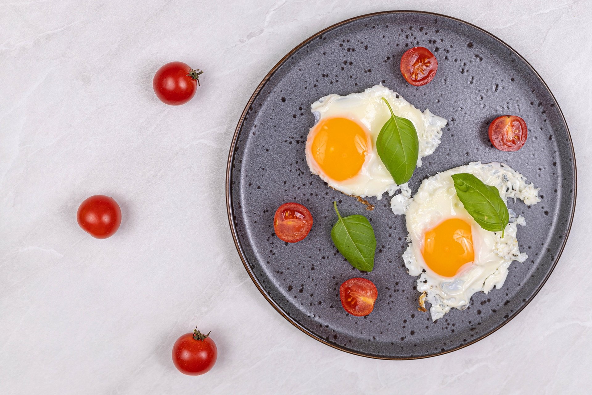 Download Cherry Tomato Fried Egg Food Egg HD Wallpaper
