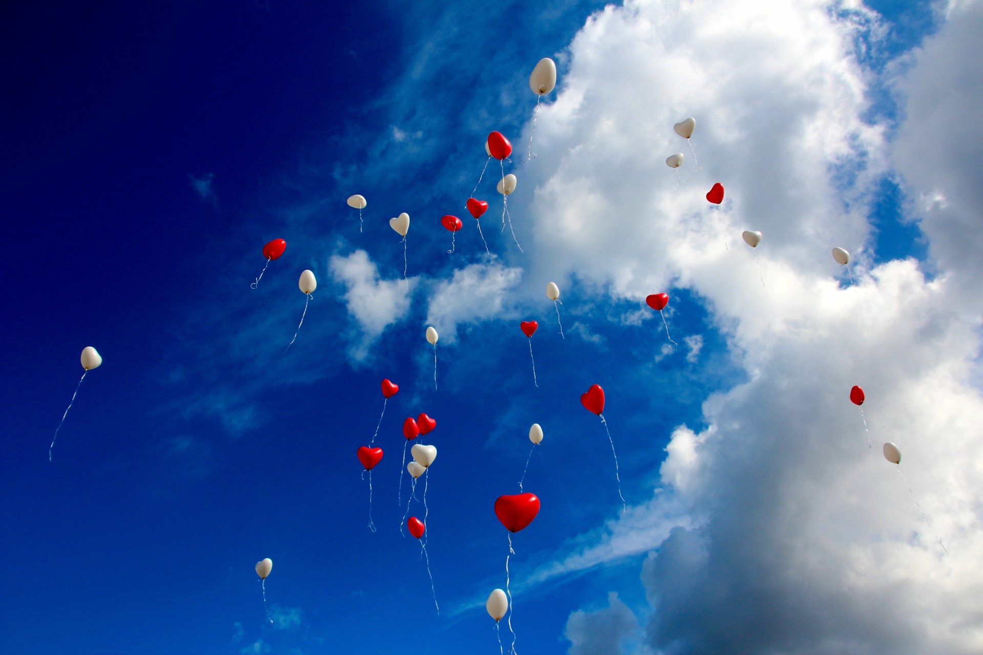 Download Cloud Photography Balloon 4k Ultra HD Wallpaper