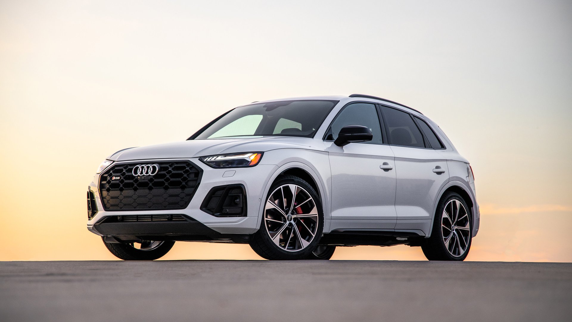 Download SUV White Car Car Audi Vehicle Audi SQ5 4k Ultra HD Wallpaper