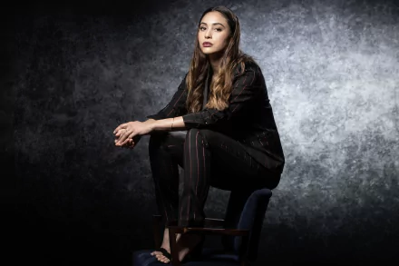 brunette American actress Celebrity Lindsey Morgan HD Desktop Wallpaper | Background Image