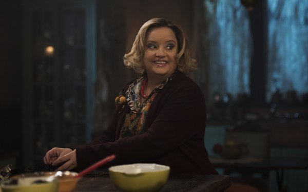 TV Show Chilling Adventures of Sabrina Hilda Spellman Lucy Davis HD Wallpaper | Background Image