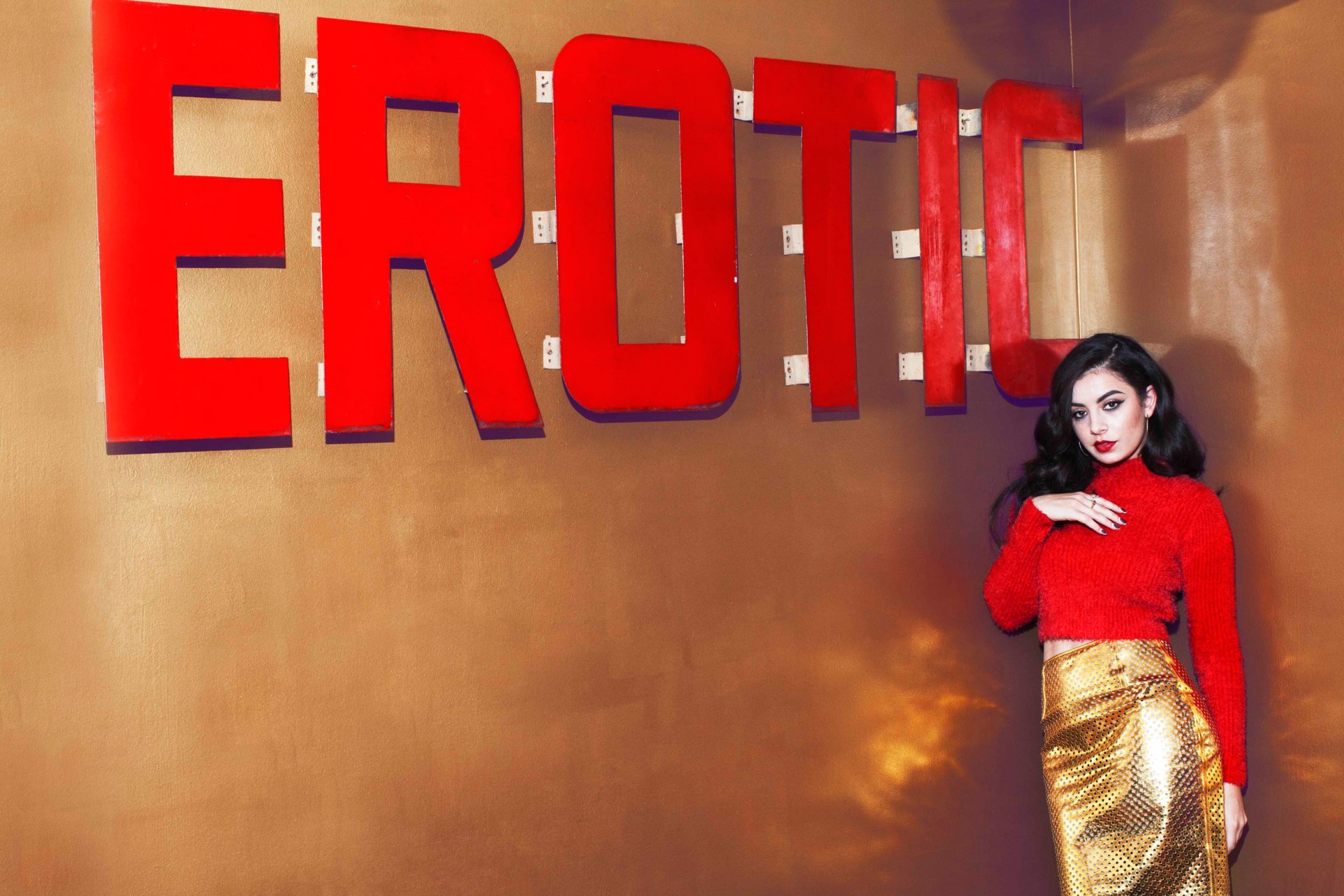 Download Music Charli XCX HD Wallpaper