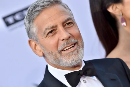 Celebrity George Clooney HD Desktop Wallpaper | Background Image