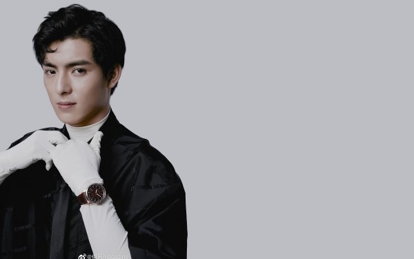 Celebrity Wang Hao Xuan HD Wallpaper | Background Image