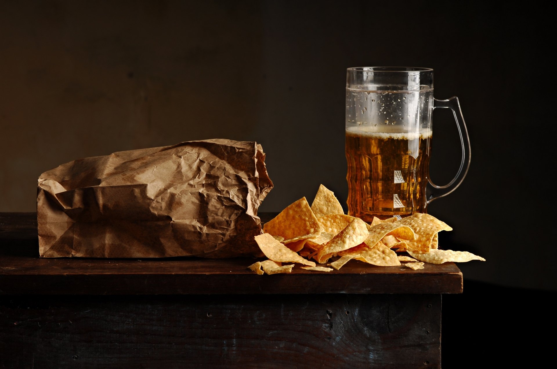 Download Chips Alcohol Drink Food Beer 4k Ultra HD Wallpaper