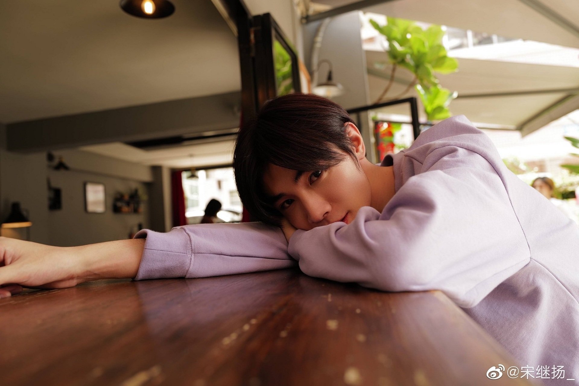 Download Celebrity Song Ji Yang HD Wallpaper