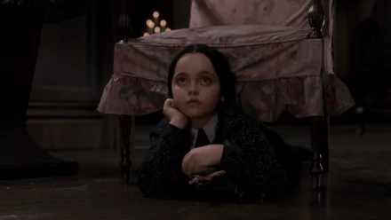 Christina Ricci Wednesday Addams movie The Addams Family (1991) HD Desktop Wallpaper | Background Image