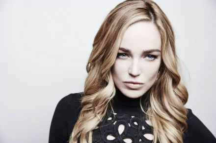 blue eyes blonde American actress Celebrity Caity Lotz HD Desktop Wallpaper | Background Image