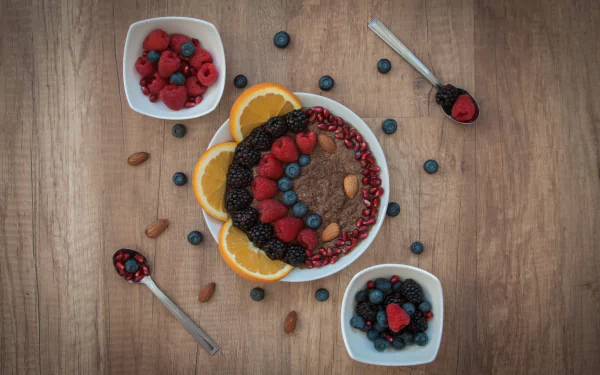  Sweet quinoa with berries for breakfast