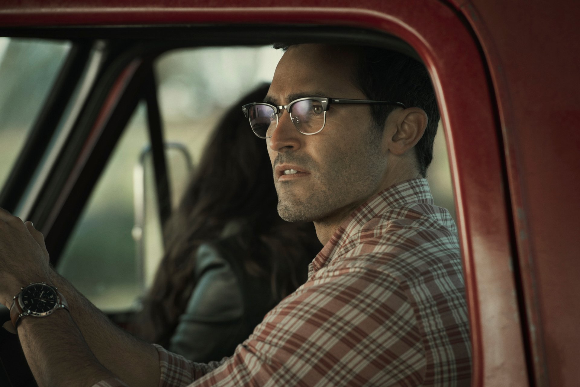 Download Superman Clark Kent Tyler Hoechlin TV Show Superman And Lois HD Wallpaper