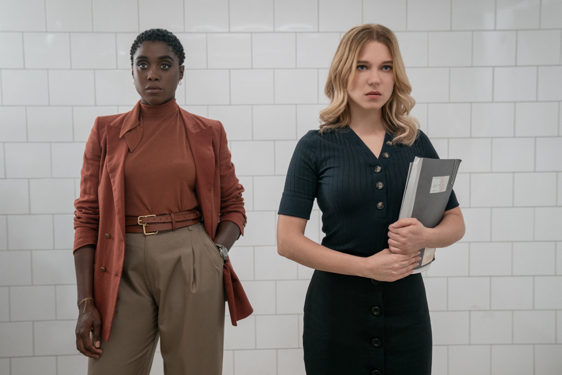 Download Nomi (No Time To Die) Lashana Lynch Madeleine Swann Léa Seydoux Movie No Time To Die HD Wallpaper