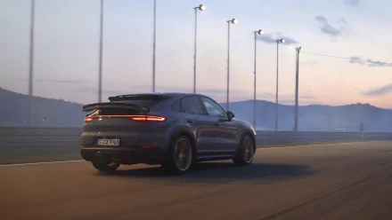  2022 Porsche Cayenne Turbo GT