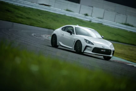  White 2021 Toyota GR 86