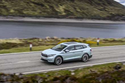 electric car SUV vehicle Skoda Enyaq iV 80 HD Desktop Wallpaper | Background Image