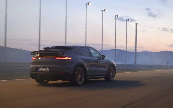  2022 Porsche Cayenne Turbo GT