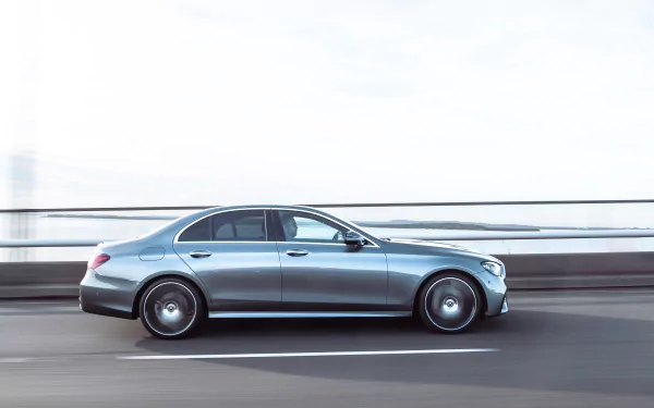  Silver Mercedes-Benz E 350 AMG Line
