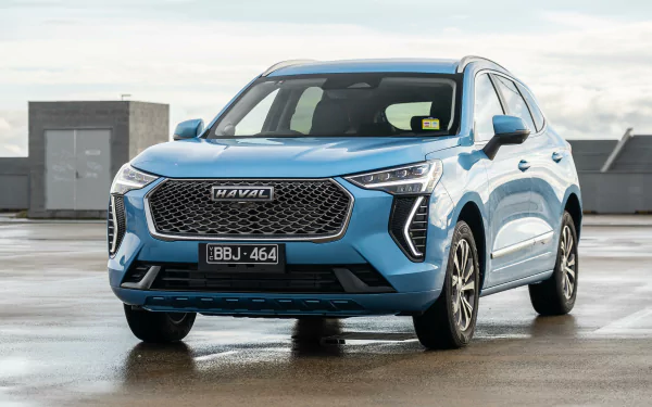 SUV vehicle Haval Jolion HD Desktop Wallpaper | Background Image