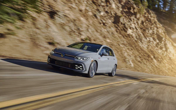  2022 Volkswagen Golf GTI