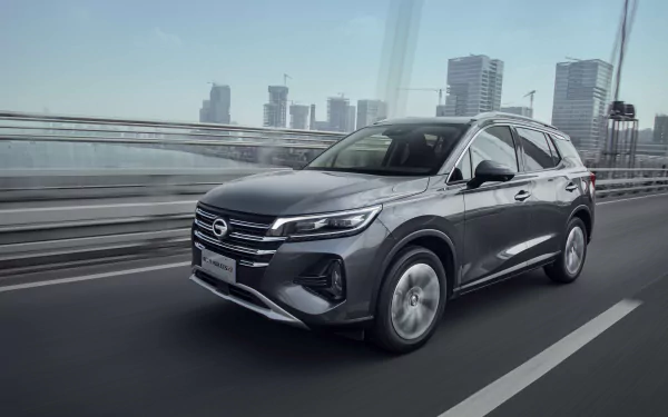  Silver Trumpchi GS4 (A39)