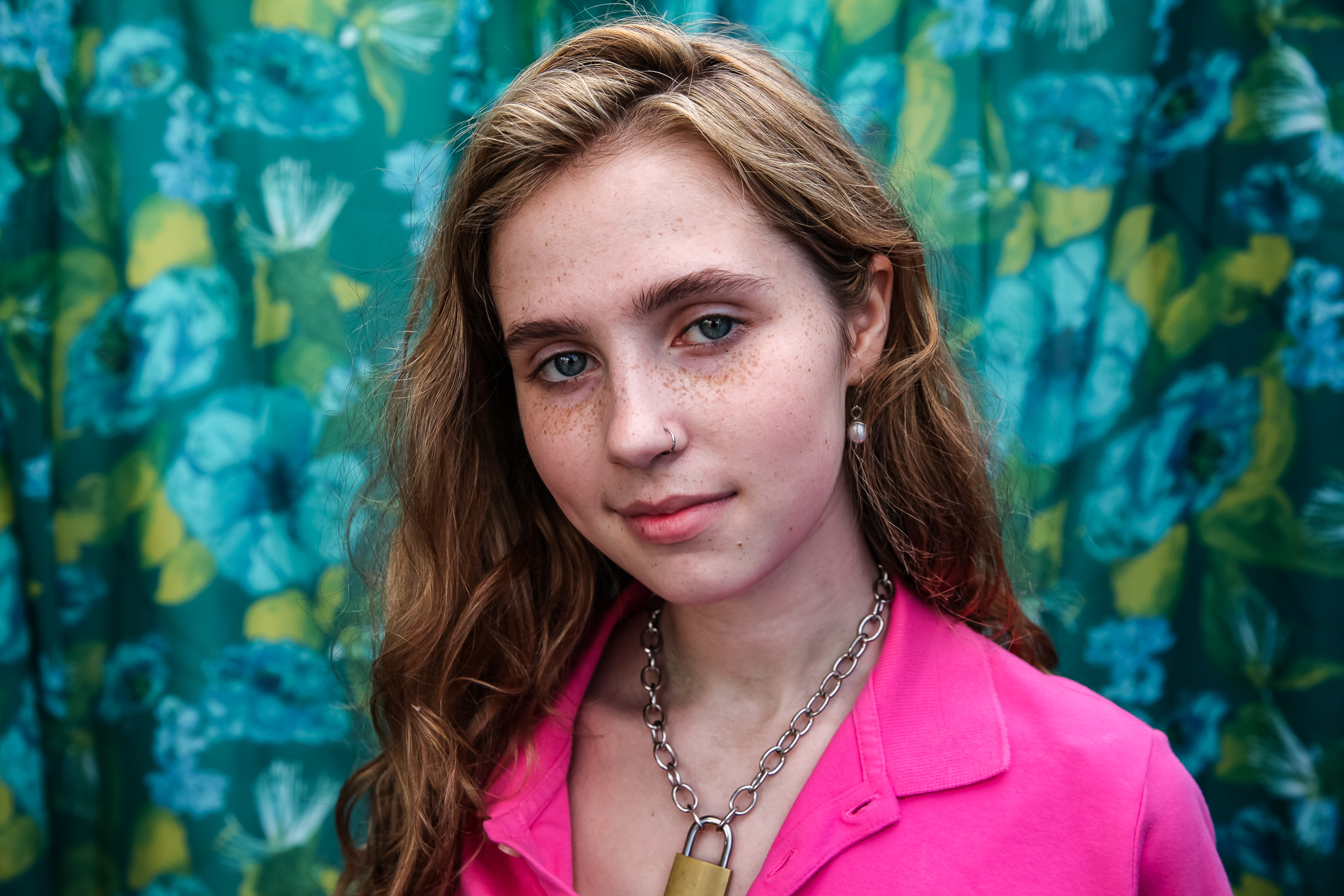 Clairo pretty. Claire Elizabeth Cottrill. Clairo певица 2020. Pretty girl Clario. Clairo Wallpaper.