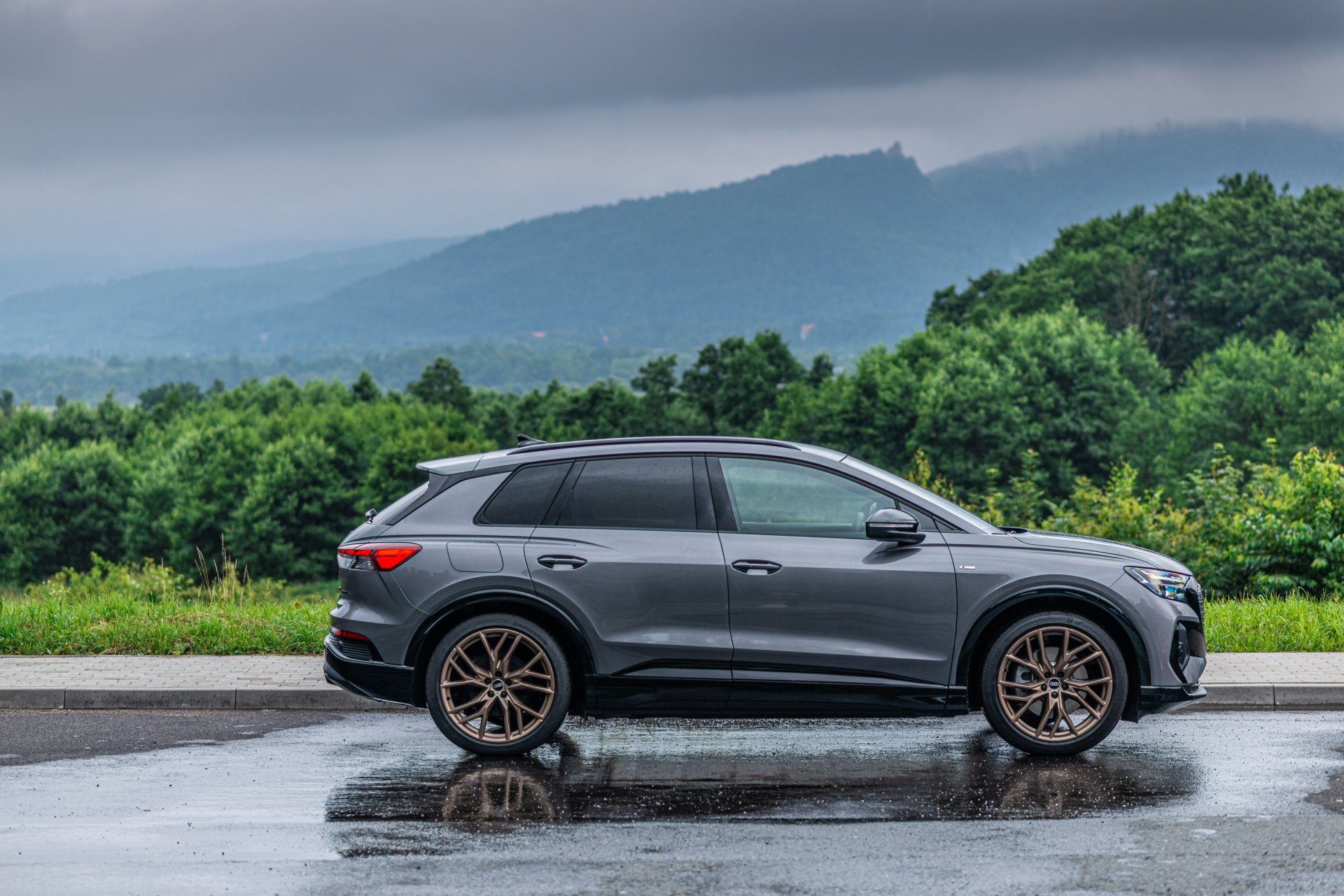 Download Electric Car SUV Audi Q4 Vehicle Audi Q4 E-tron HD Wallpaper